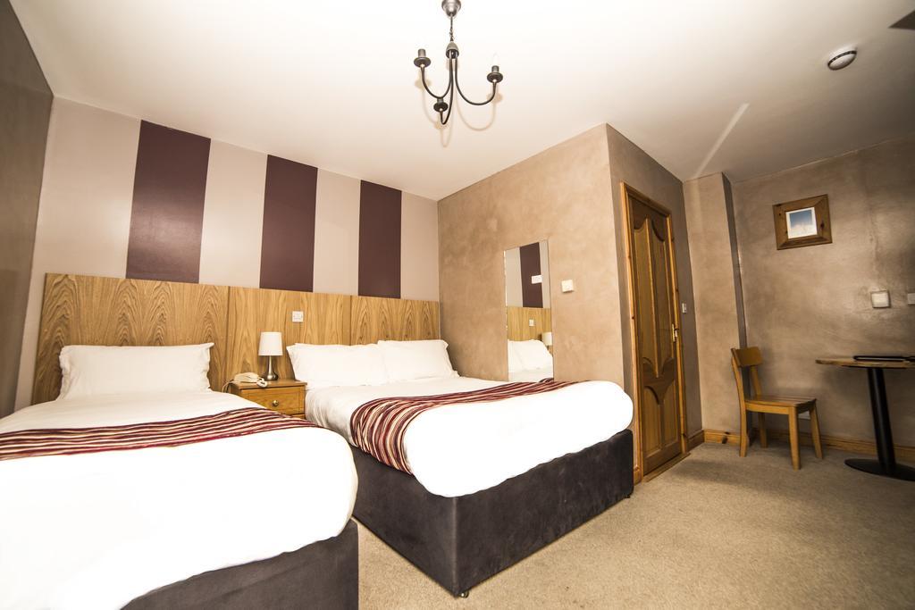 The Frontier Hotel Bridgend Zimmer foto
